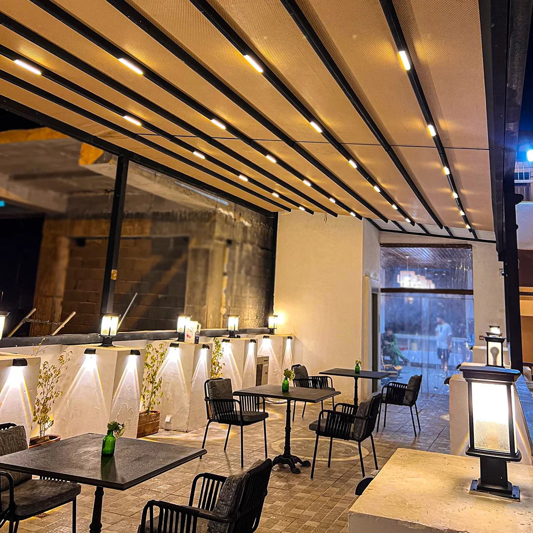 سقف متحرک هتل بوتیک گلشن بوشهر